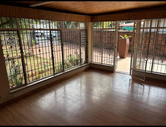 4 BEDROOM HOUSE FOR SALE IN DAWNVIEW